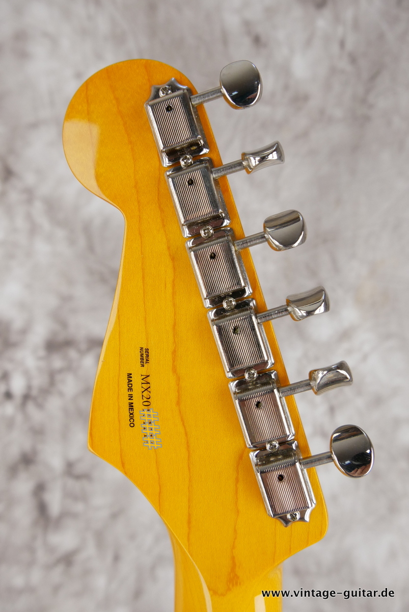 img/vintage/4438/Fender_Stratocaster_made_from_Parts_David_Gilmour_ Mexico_black_2020-011.JPG